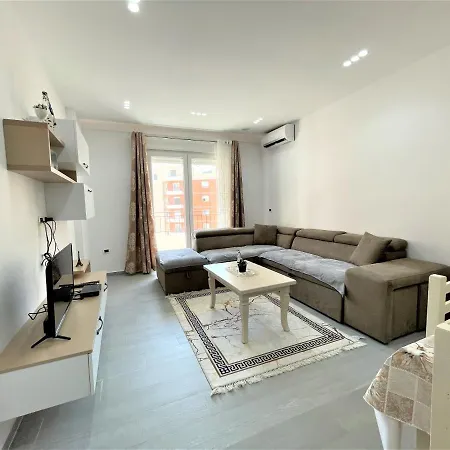 Vlora Apartment Apartman *