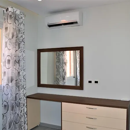 Vlora Apartment *